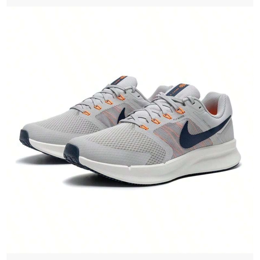 Кроссовки Nike Run Swift 3