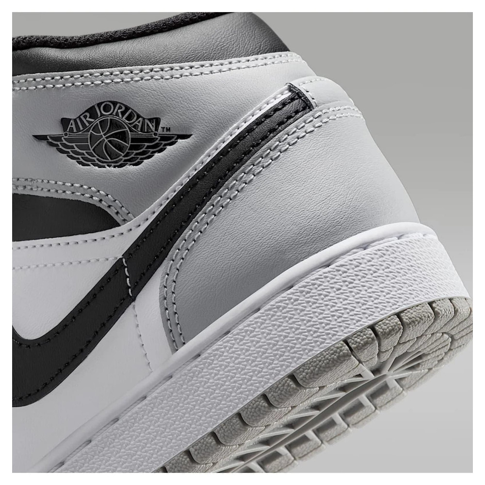 Кроссовки подростковые Air Jordan 1 Mid Bg