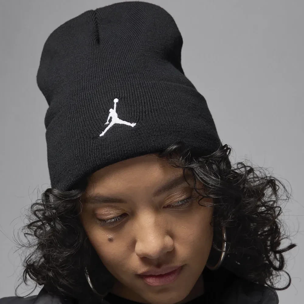 Шапка Nike Jordan Peak Satin Lined Beanie