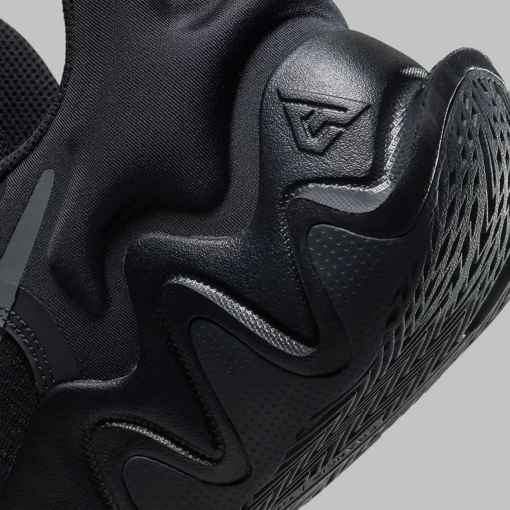 Кросівки баскетбольні Nike Giannis Immortality
