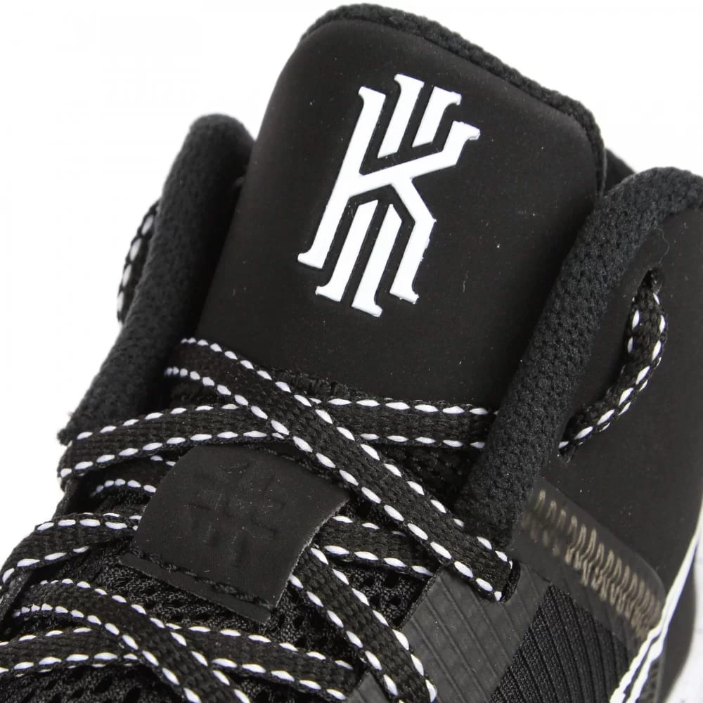 Кроссовки баскетбольные Nike Kyrie Flytrap 4