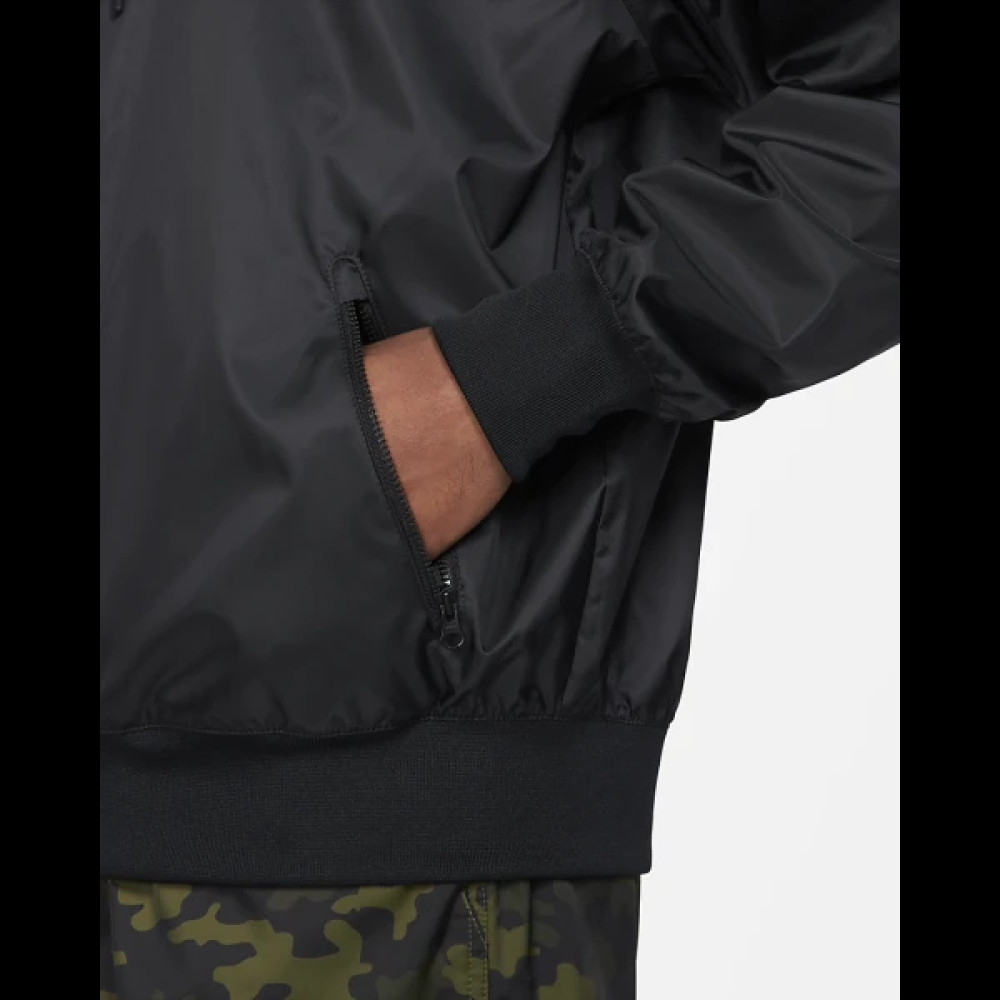 Куртка Nike Sportswear Windrunner Hooded Jacket
