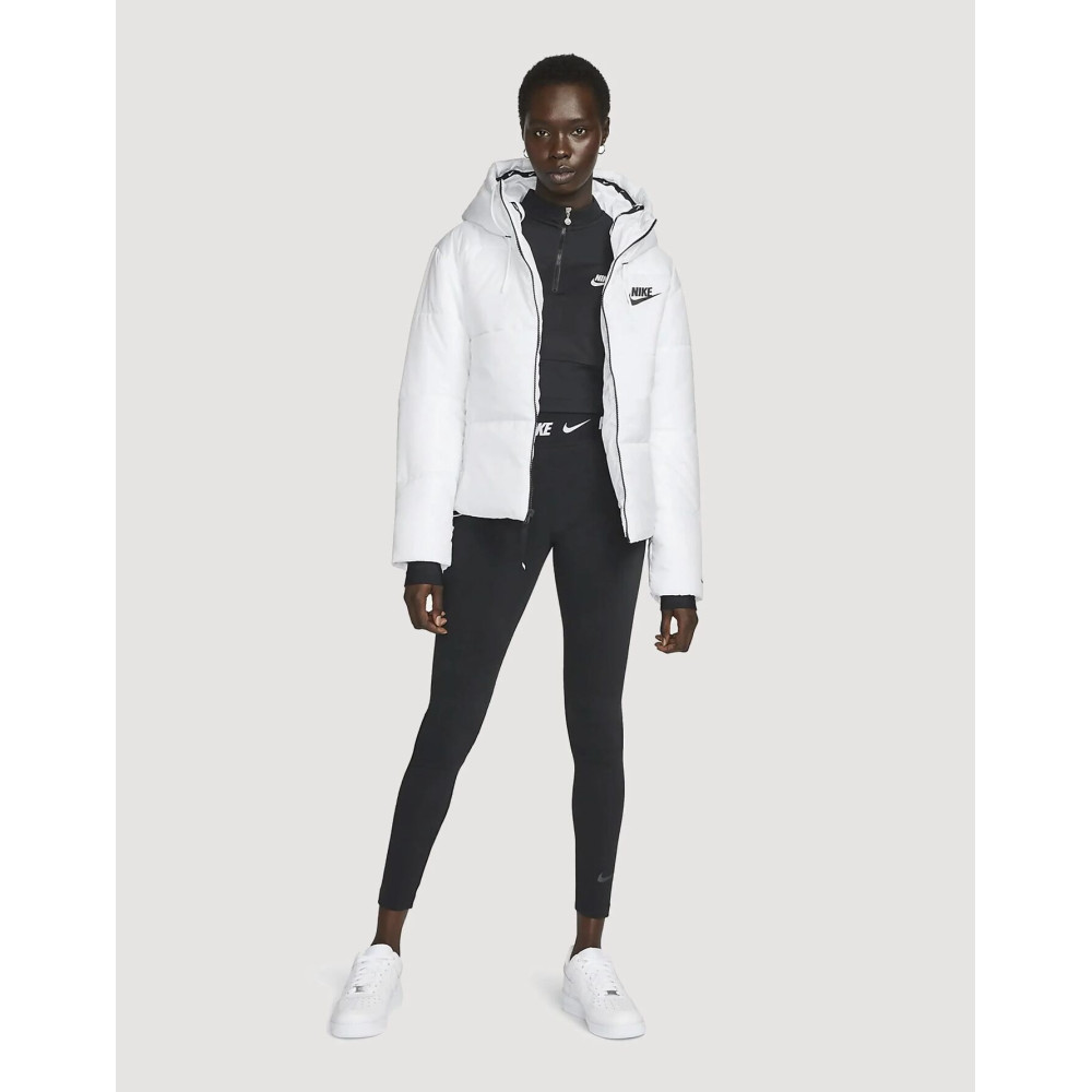 Куртка жіноча Nike Sportswear Therma-FIT Repel