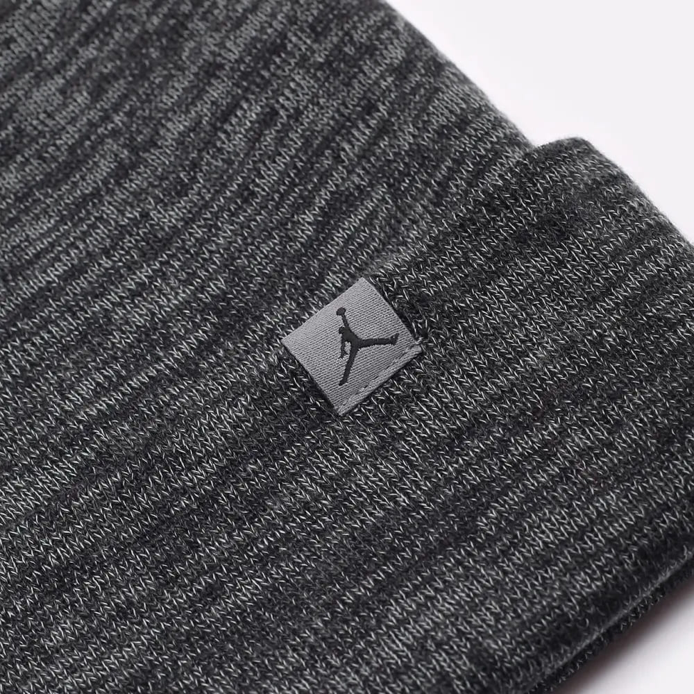 Шапка Jordan Beanie Cuffed Jumpman 