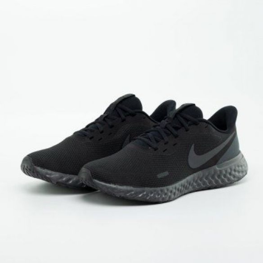 Кроссовки Nike REVOLUTION 5 