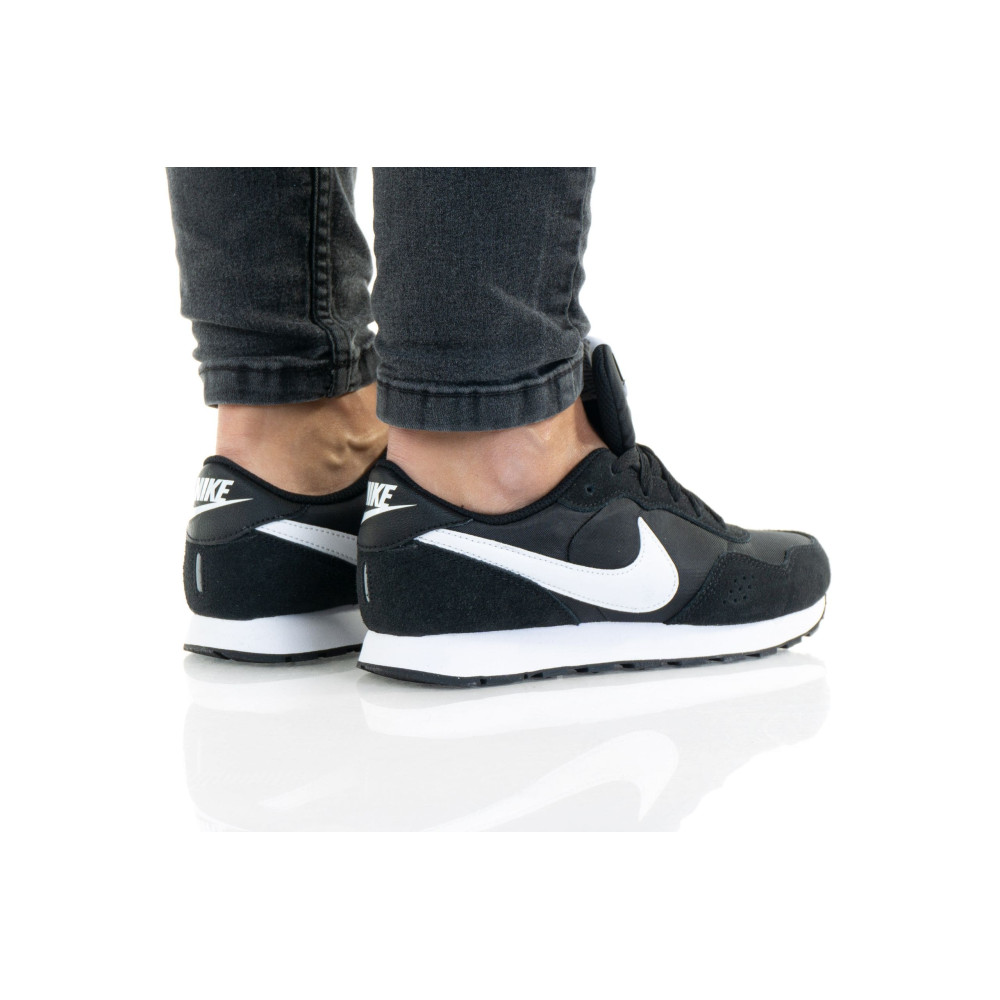 Кроссовки Nike MD Valiant GS