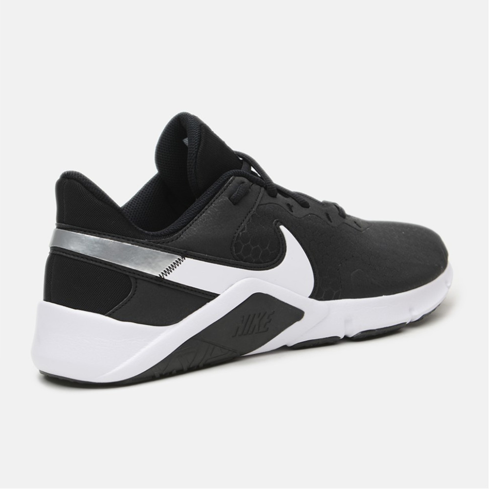 Кроссовки Nike Legend Essential 2