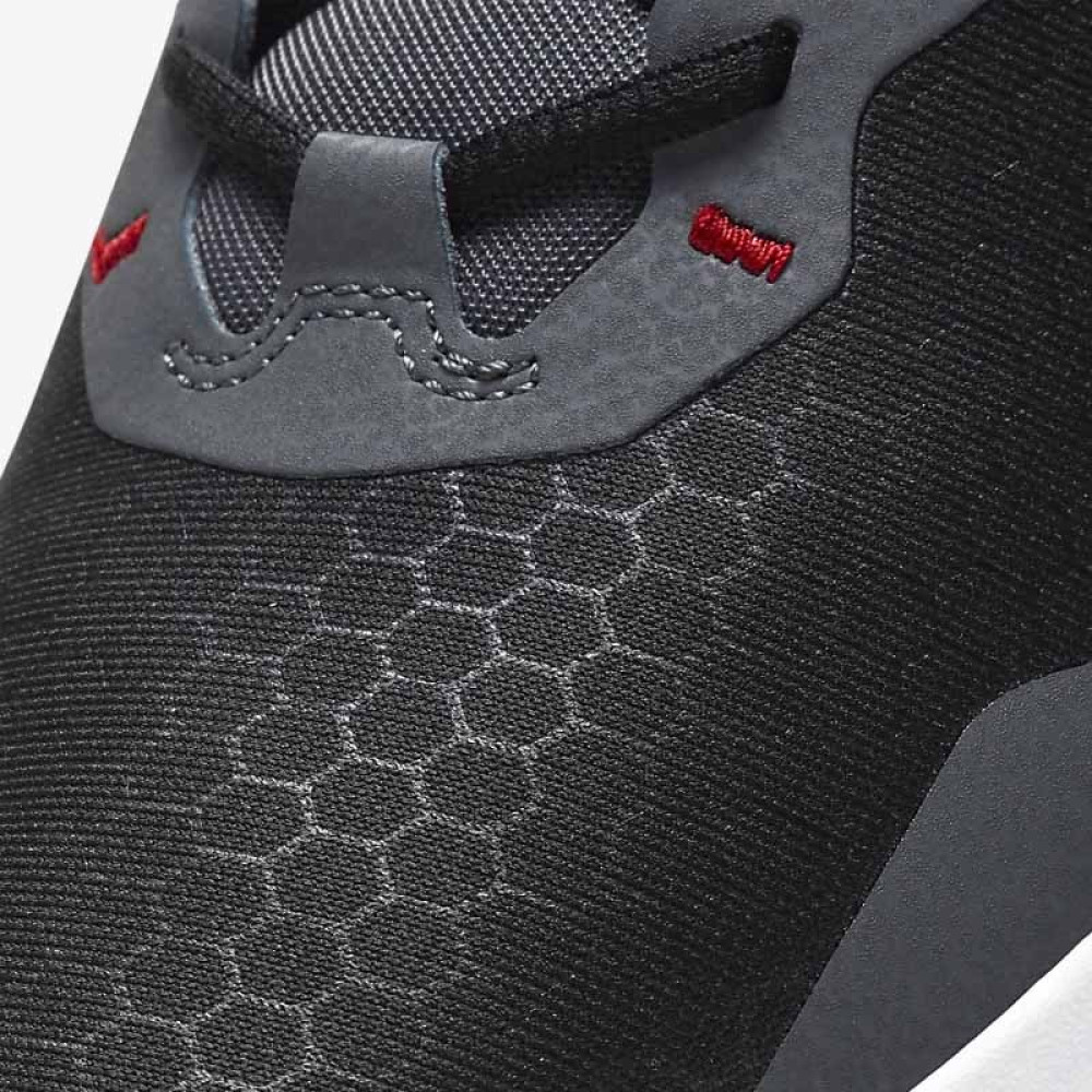 Кросівки Nike Legend Essential 2