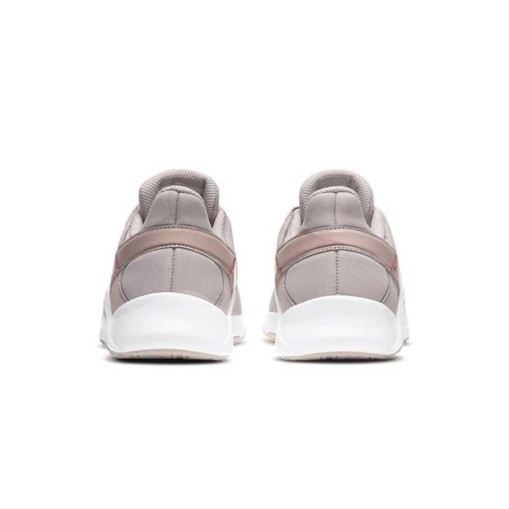 Кросівки W NIKE LEGEND ESSENTIAL 2