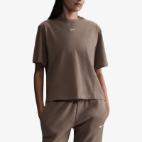 Футболка Nike Sportswear Essential