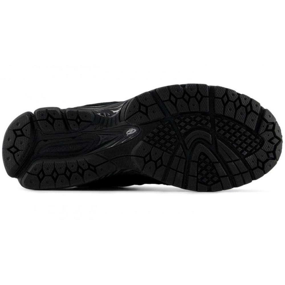 Кросівки унісекс New Balance 2002R Black