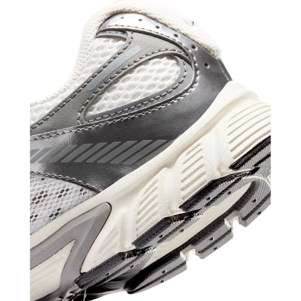 Кросівки дитячі Nike V5 Rnr Grey/White