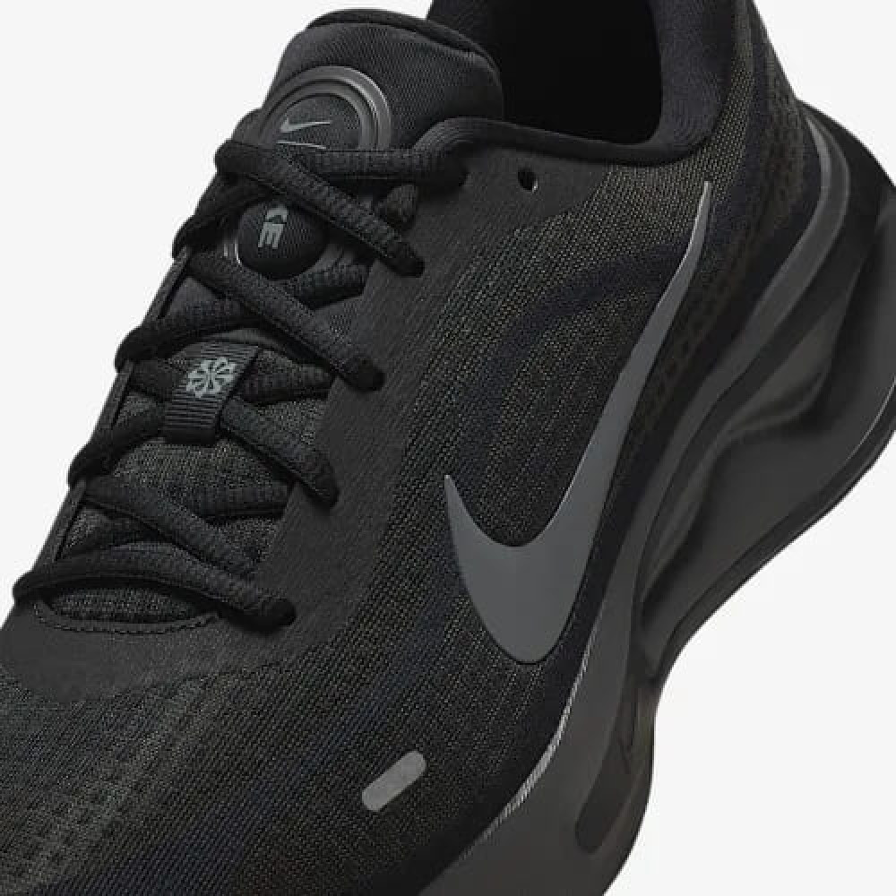 Кросівки чоловічі Nike Journey Run MenS Road Running Shoes Black 