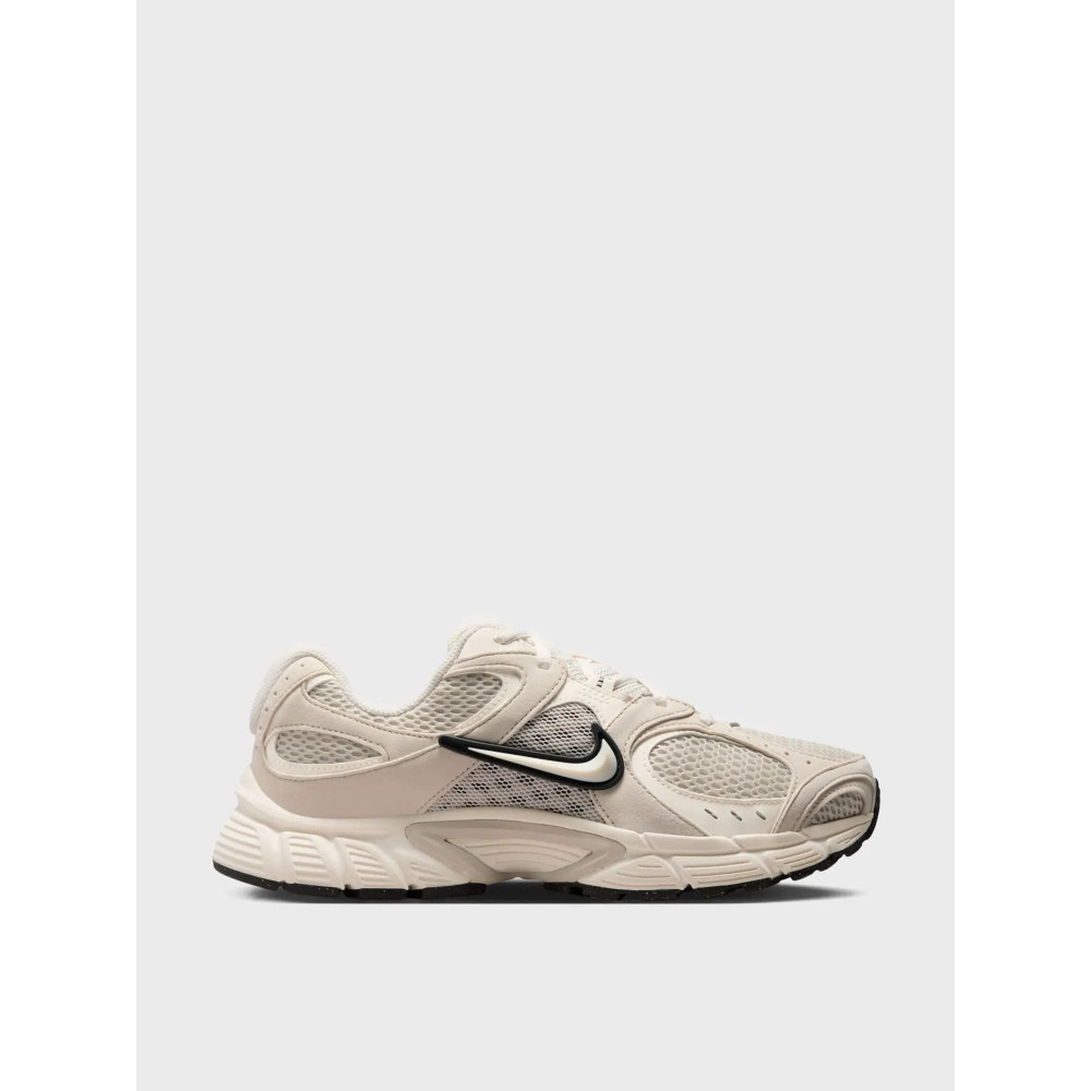 Кросівки жіночі Nike V5 Rnr Beige
