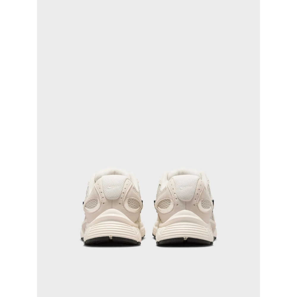 Кросівки жіночі Nike V5 Rnr Beige