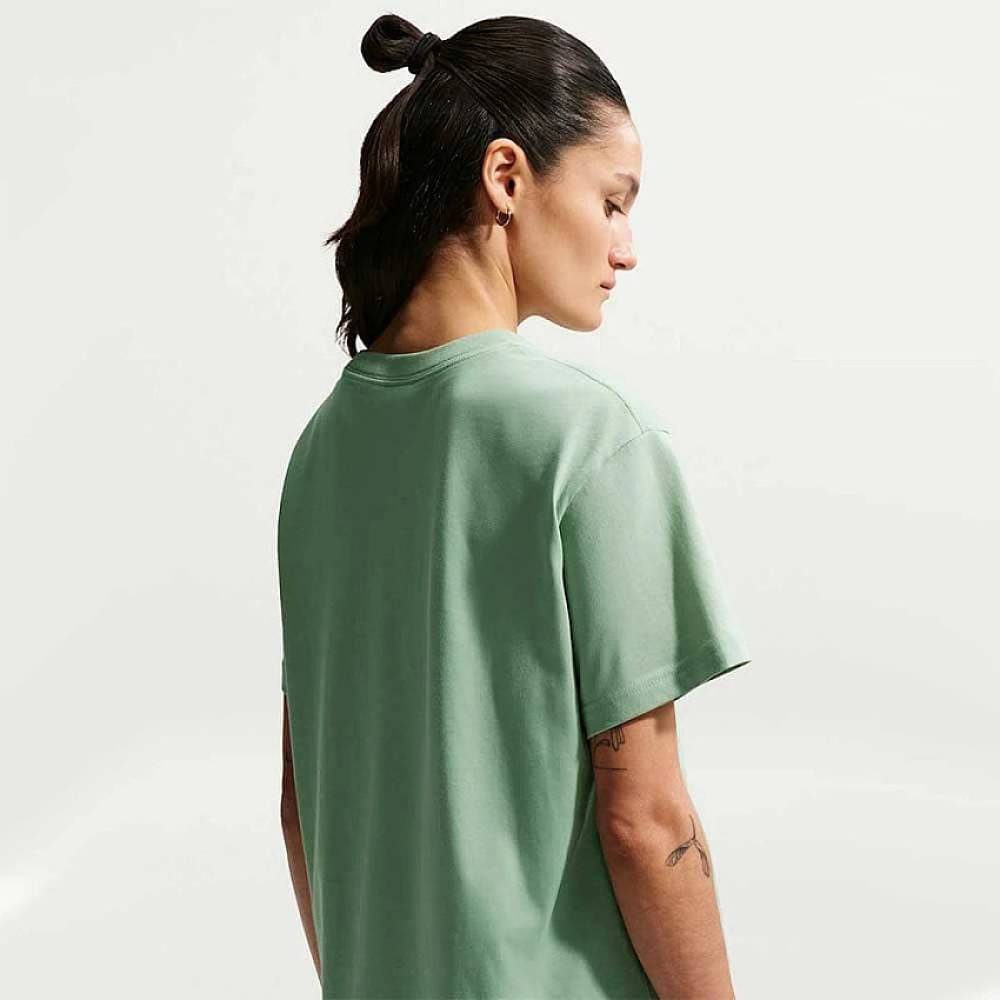 Футболка жіноча Nike W NSW CLASSIC SS TEE зелена