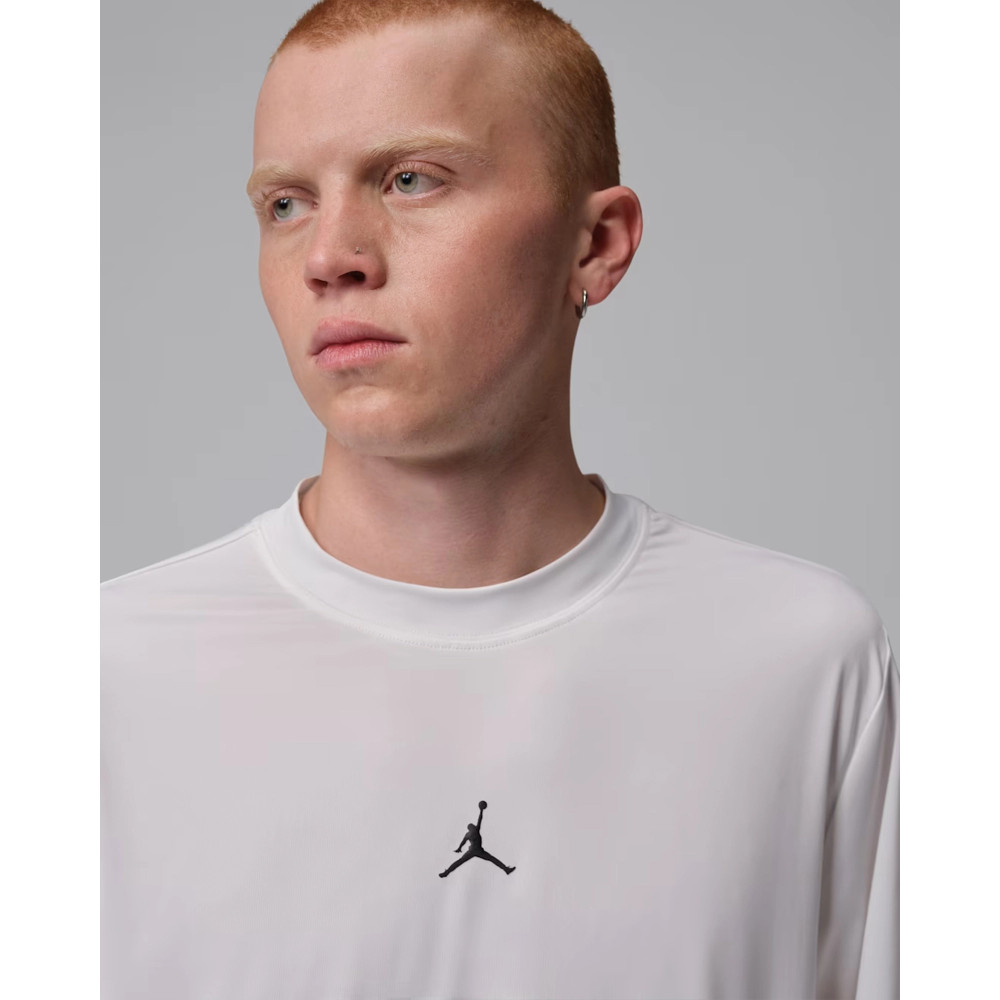Футболка чоловіча Air Jordan Essentials Dri-Fit 