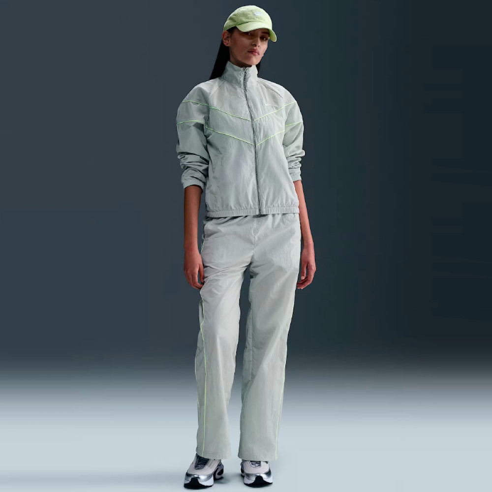 Ветровка Nike Windrunner Loose UV Woven Full-Zip Jacket