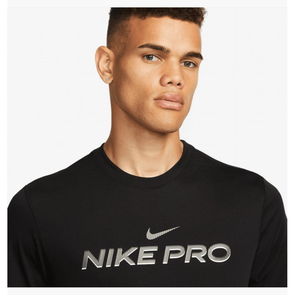 Футболка мужская Nike Dri-Fit Ss T-Shirt