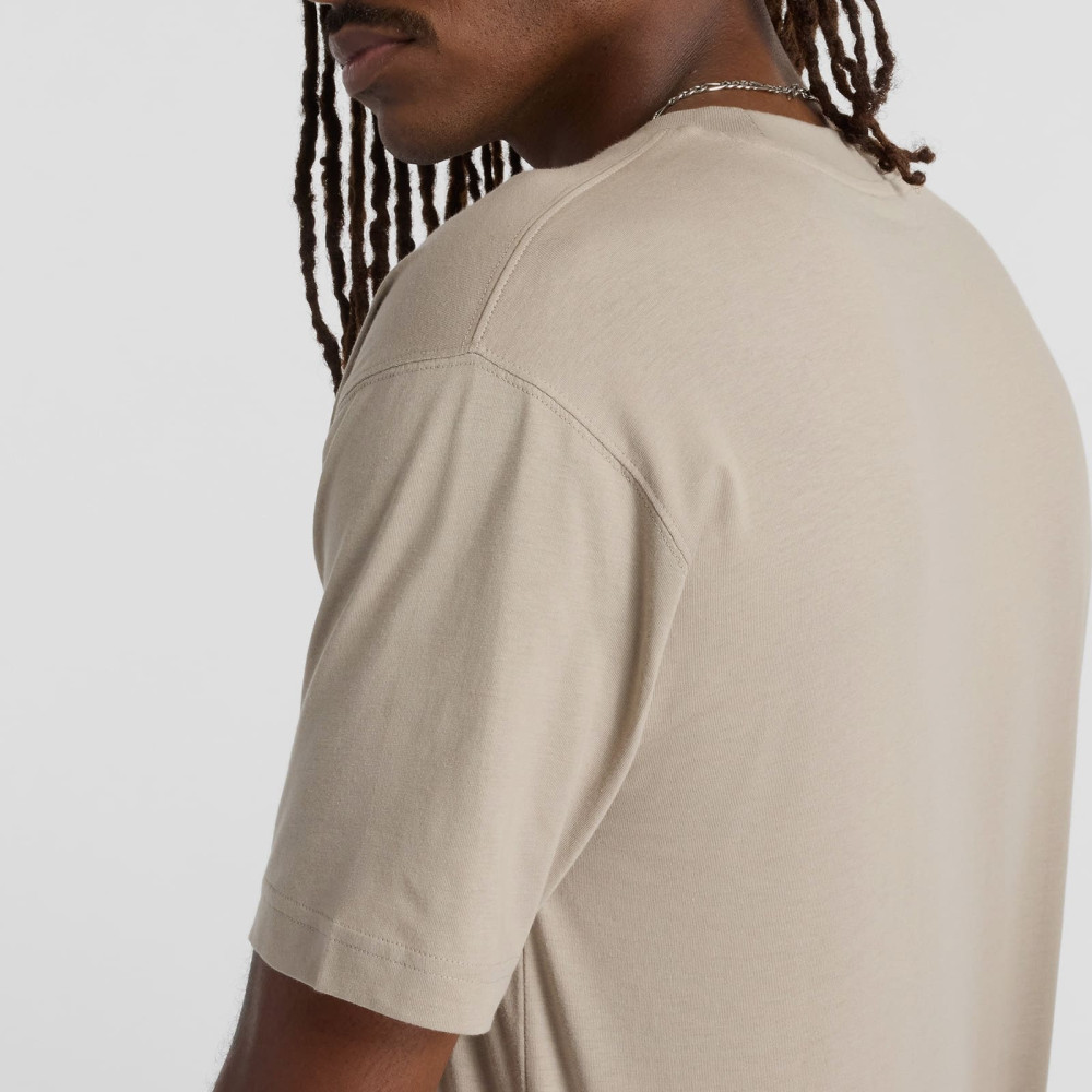 футболка NewBalance чол. sport essentials cotton беж