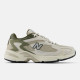 кросівки NewBalance уніс. 725  білі/хак