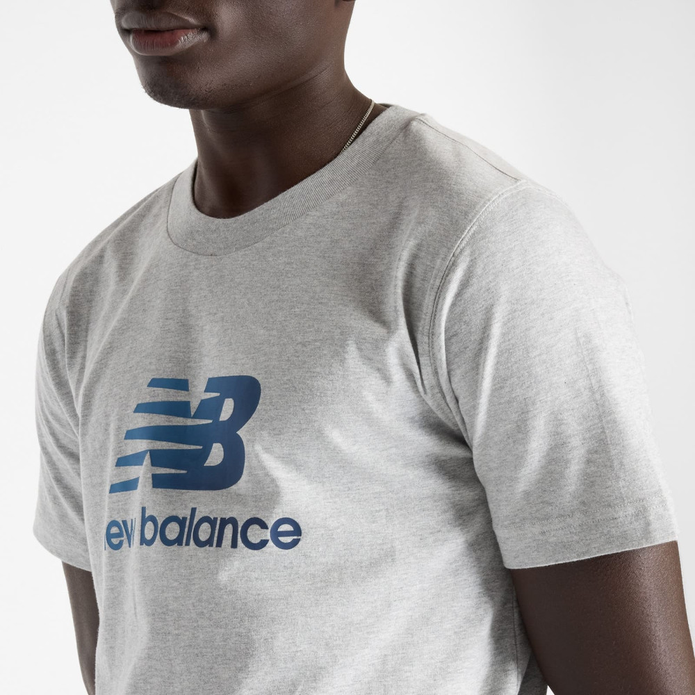 футболка муж. NB Sport Essentials Gradient Logo серая