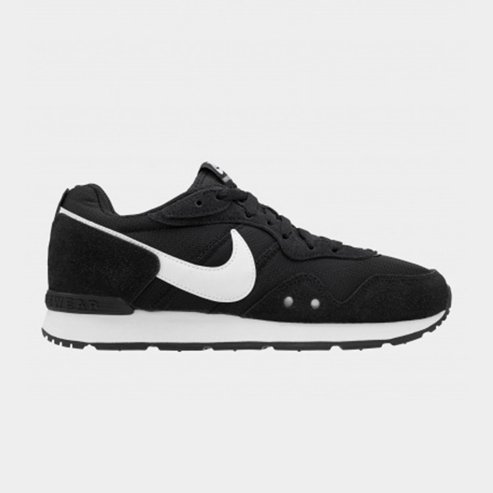 Чоловічі чорні кросівки Nike Venture Runner
