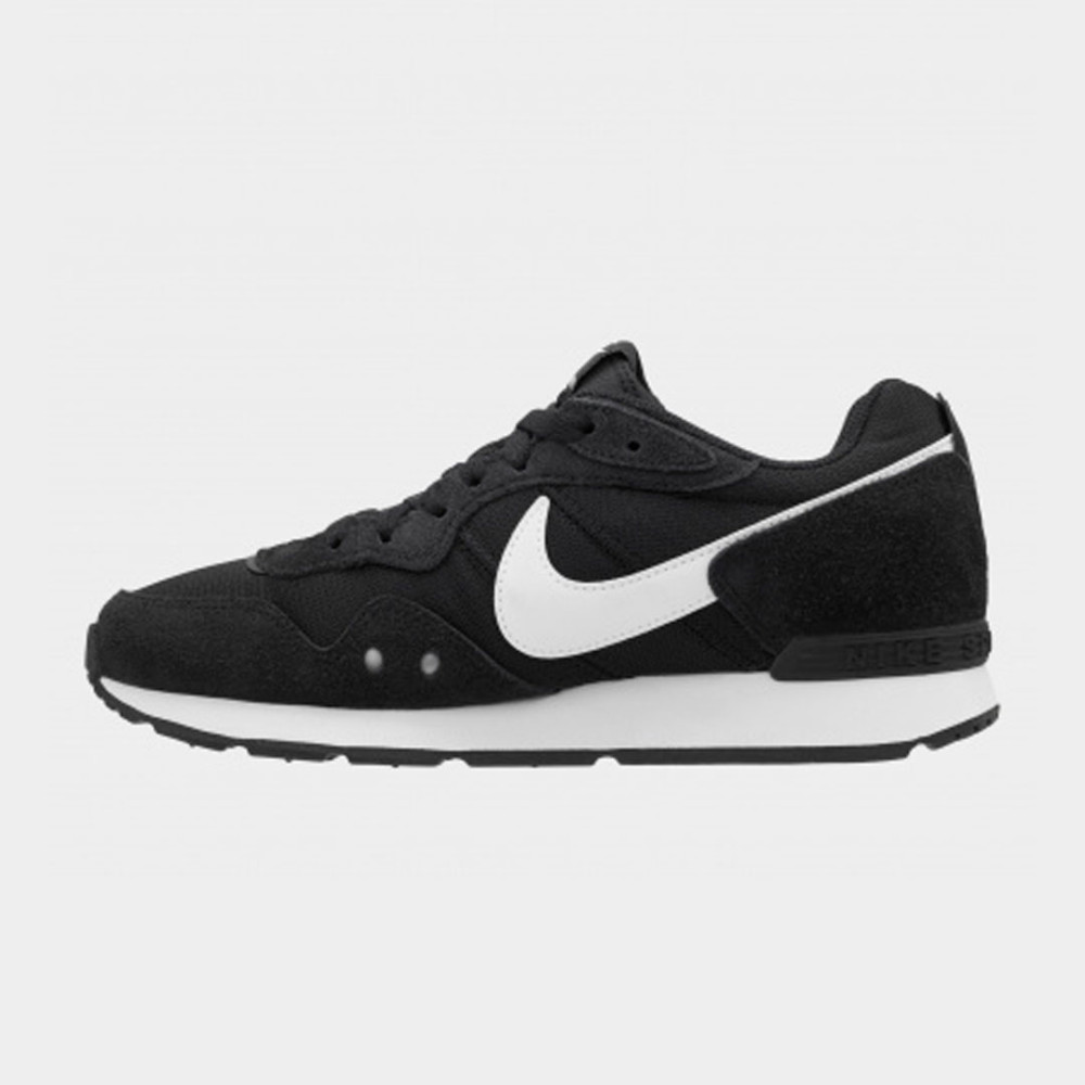 Чоловічі чорні кросівки Nike Venture Runner