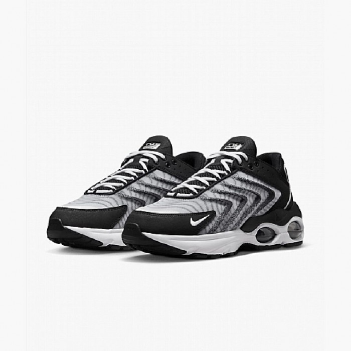 Чоловічі кросівки NIKE AIR MAX TW