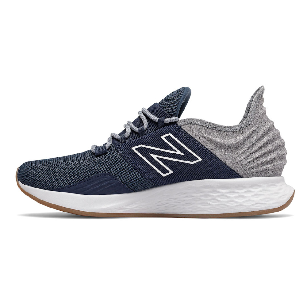 Мужские синие кроссовки New Balance Fresh Foam Roav