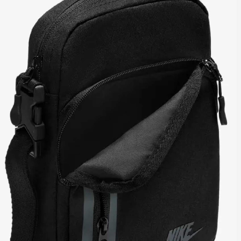 Сумка Nike ELMNTL PRM