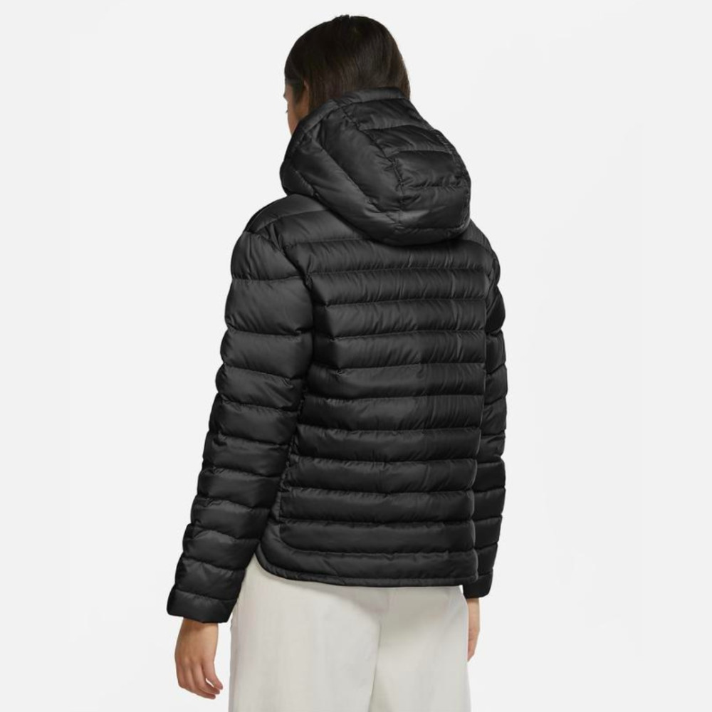 Женская черная куртка Nike DWN JKT
