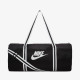 Жіноча чорна сумка Nike Heritage