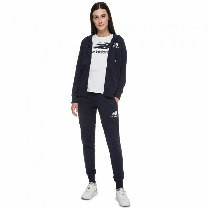 Синя спортивна куртка New Balance Essentials