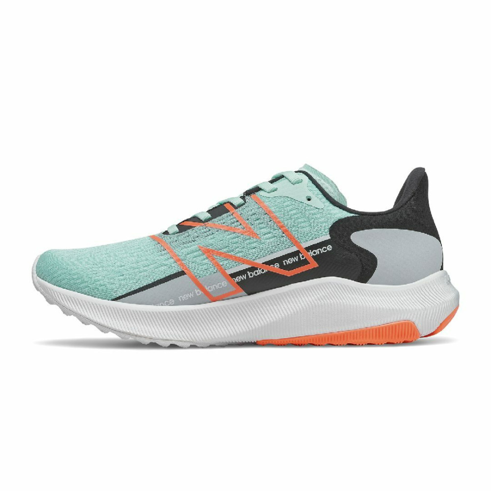 Кросівки для бігу New Balance FuelCell Propel v2